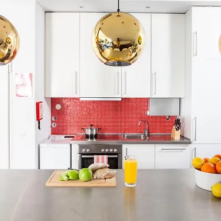 Plum Guide - Celebrity Apartment *